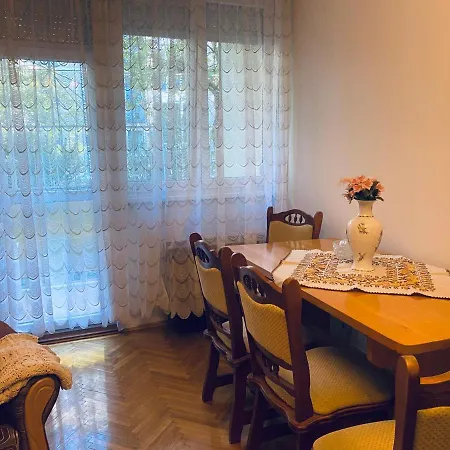 Eszkimoka Apartman * דברצן