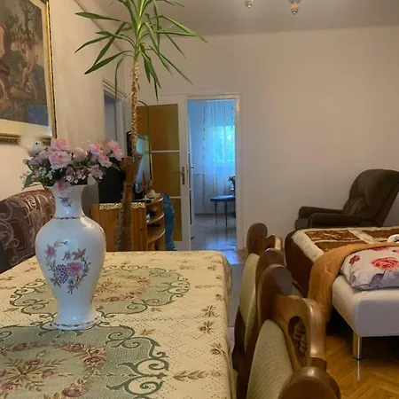 Eszkimoka Apartman דירה דברצן